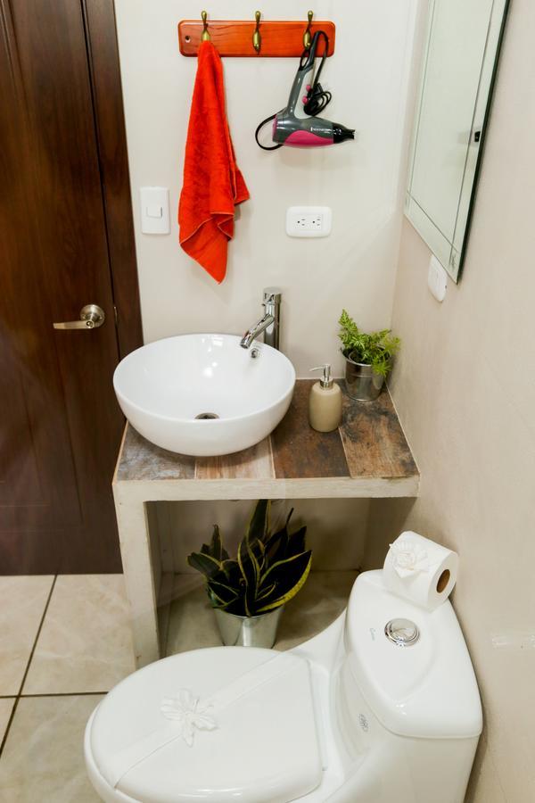 Apartamento Lantana ,Monteverde Con Aire Acondicionado Y Lavanderia Exterior photo
